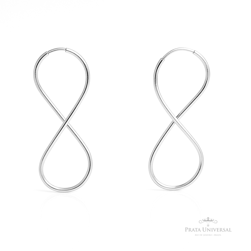 Argola Infinito G Redonda em Prata - Prata Universal Argola Infinito G Redonda em Prata - Prata Universal