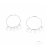 Argola Pingentes Corações N2 em Prata - Prata Universal