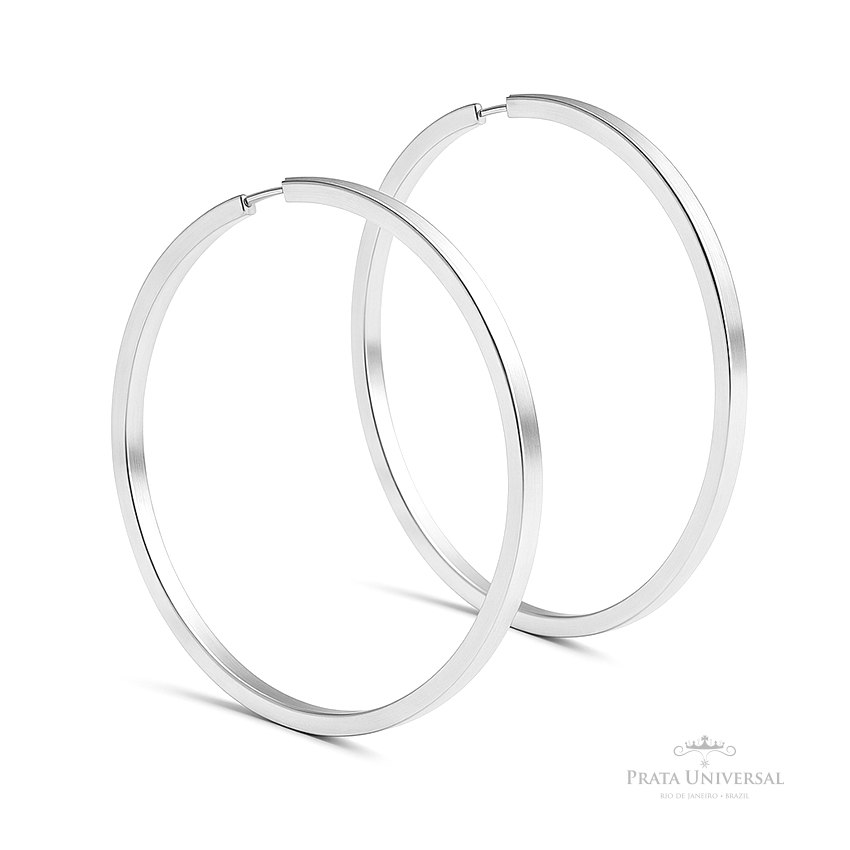 Argola Retangular N5 em Prata - Prata Universal Argola Retangular N5 em Prata - Prata Universal